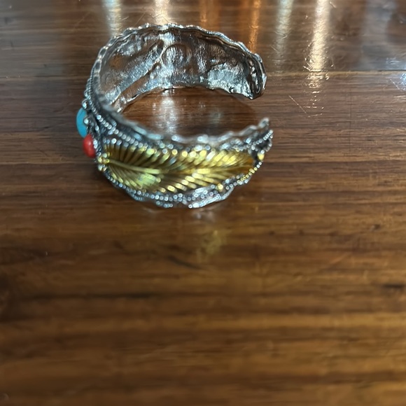 Silver tone bracelet. Cuff. Turquoise colored stones   Western. Navajo vibe - Picture 3 of 5